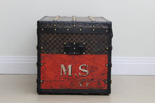 Load image into Gallery viewer, Louis Vuitton Damier Canvas Trunk - ILWT - In Luxury We Trust
