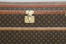 Load image into Gallery viewer, Louis Vuitton Monogram Canvas - ILWT - In Luxury We Trust