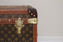 Load image into Gallery viewer, Louis Vuitton Monogram Canvas - ILWT - In Luxury We Trust