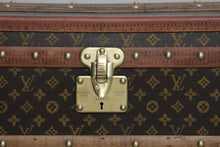 Load image into Gallery viewer, Louis Vuitton Monogram Canvas - ILWT - In Luxury We Trust