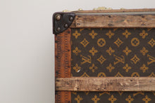 Load image into Gallery viewer, Louis Vuitton Monogram Canvas - ILWT - In Luxury We Trust
