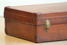 Load image into Gallery viewer, Louis Vuitton trunk