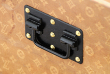 Load image into Gallery viewer, Louis Vuitton trunk
