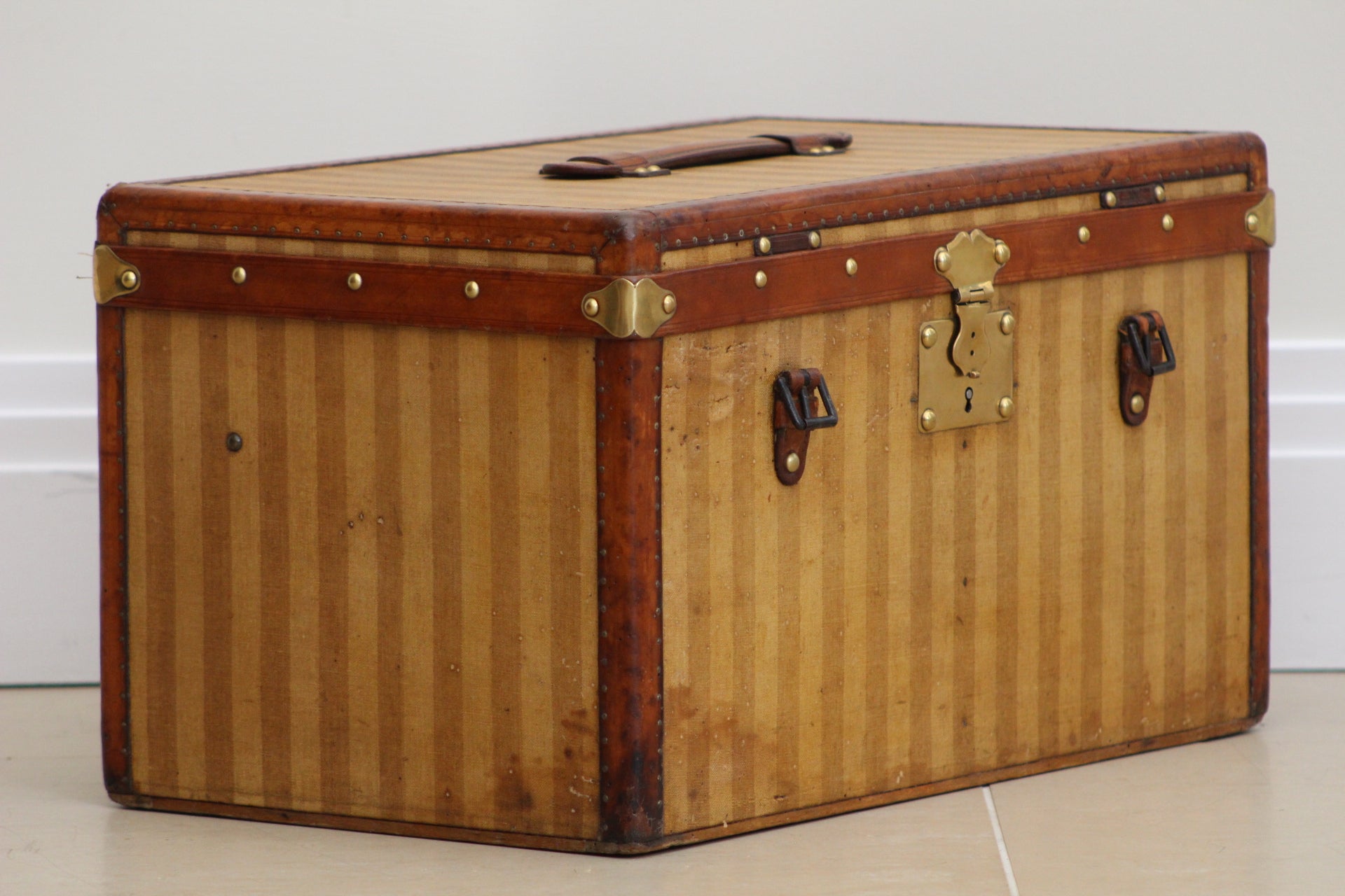 Louis Vuitton Rayee Striped Steamer Trunk Rare Antique Luggage Travel Chest