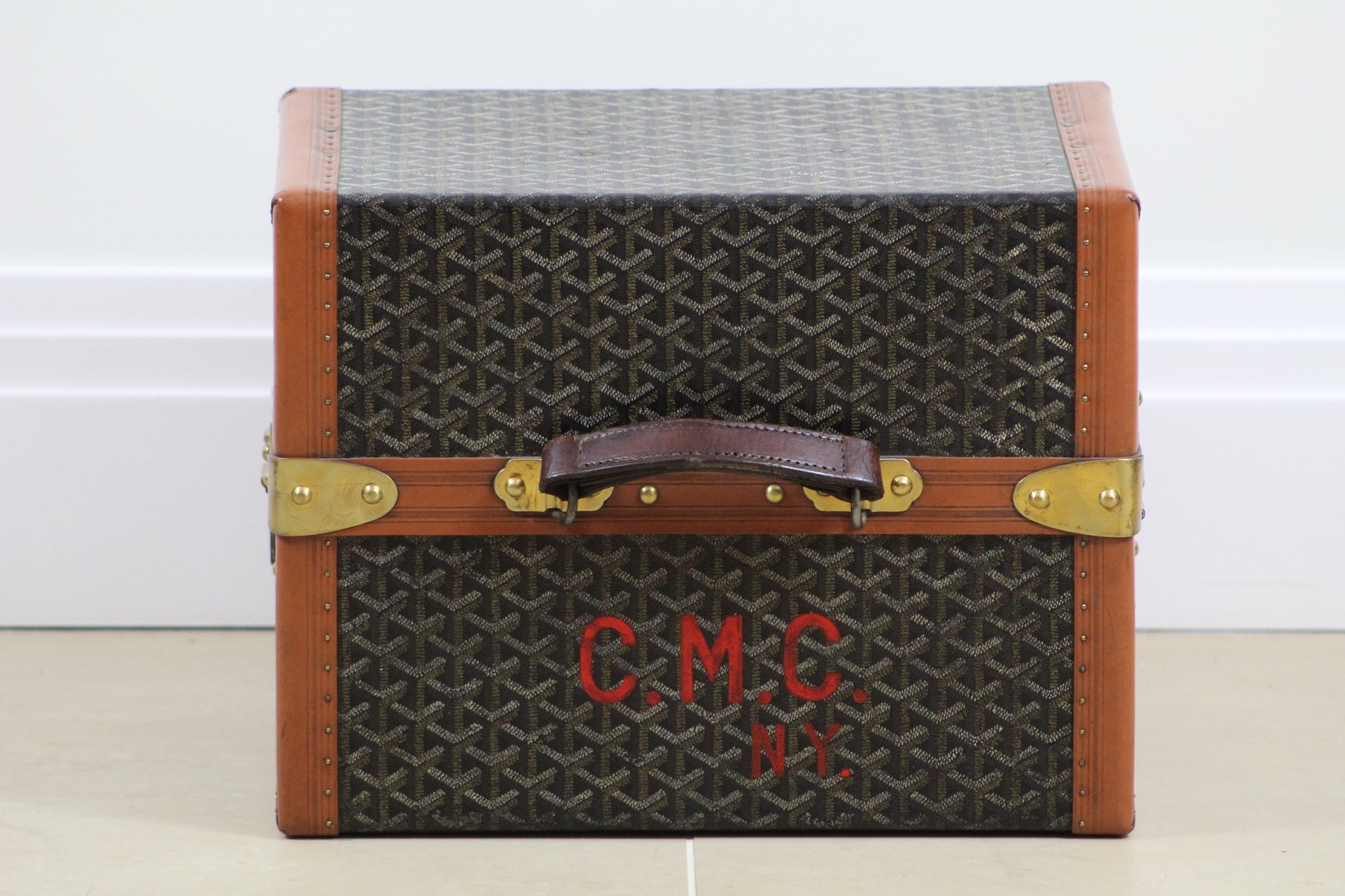 Fashion  Maison Goyard, Luxury Trunk Maker, French Heritage