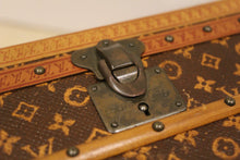 Load image into Gallery viewer, 1930s Louis Vuitton Monogram Flower Trunk &quot;Malle Fleurs&quot; - ILWT - In Luxury We Trust
