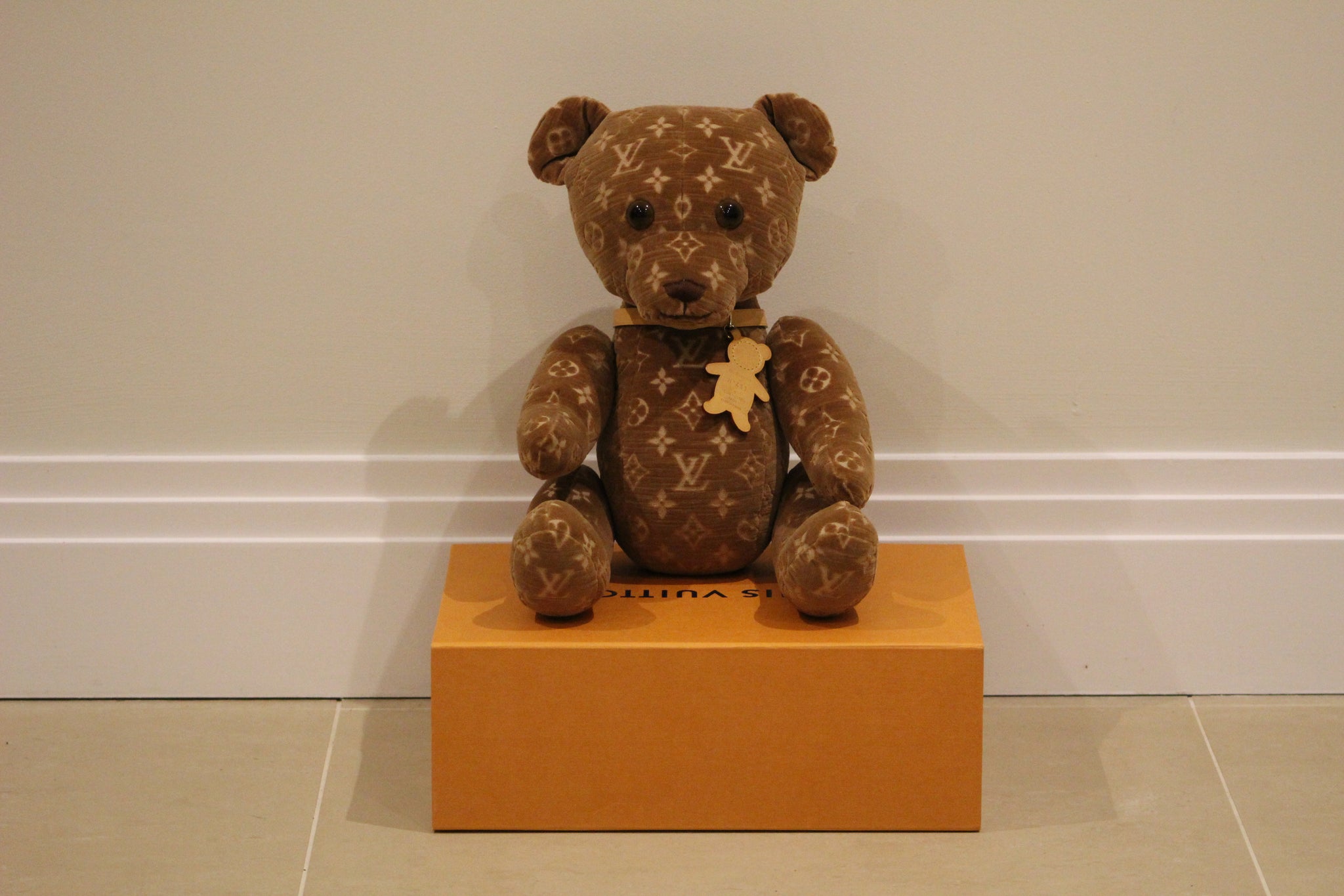 2005 Louis Vuitton Monogram Limited Edition VIP Doudou Teddy Bear – ILWT -  In Luxury We Trust