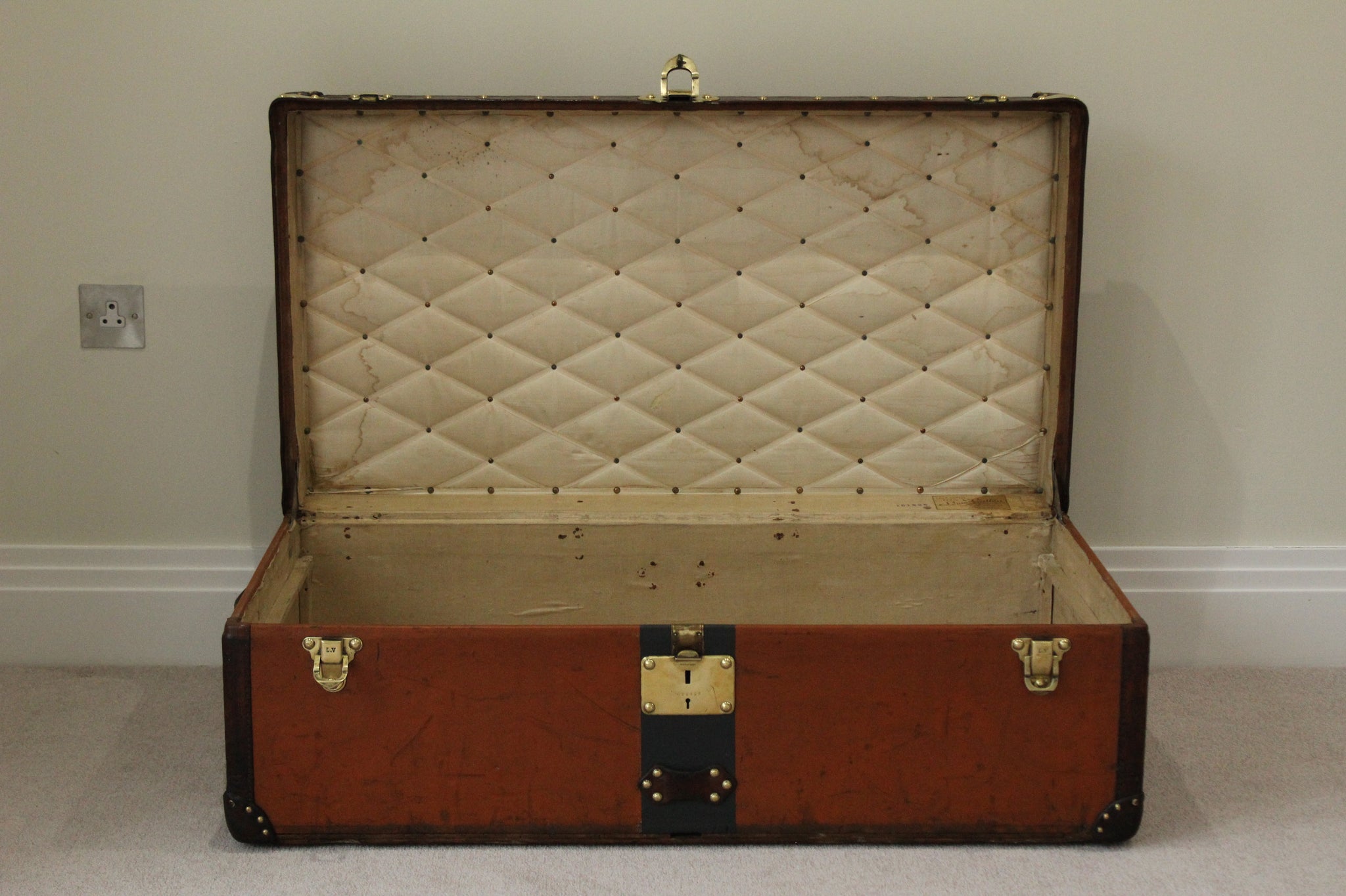 Louis Vuitton - 1920s Louis Vuitton Vuittonite Cabin Trunk