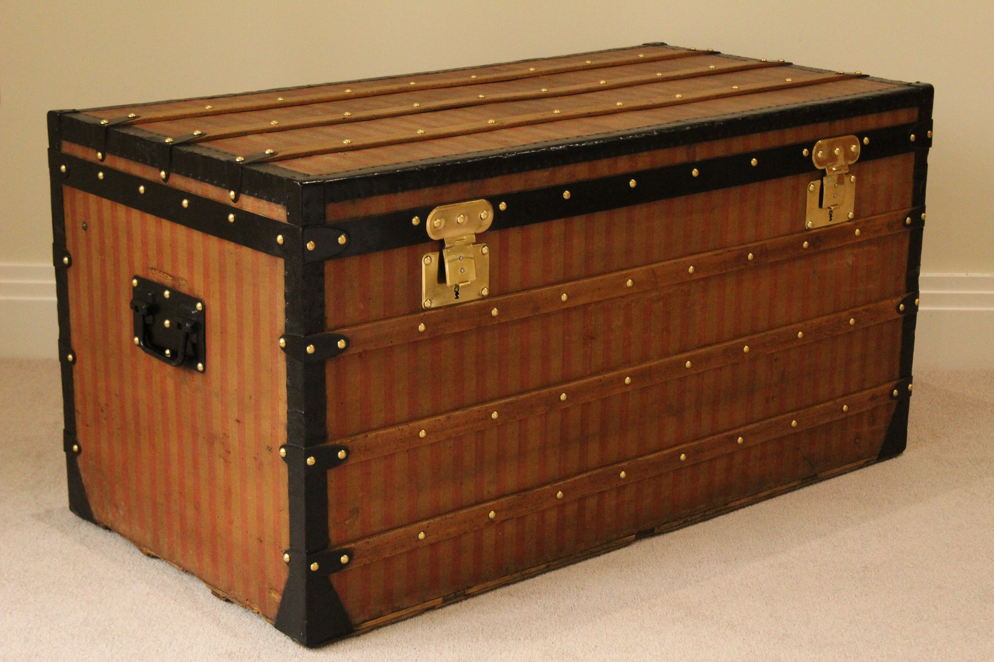 Striped Canvas Trunk from Louis Vuitton, 1876